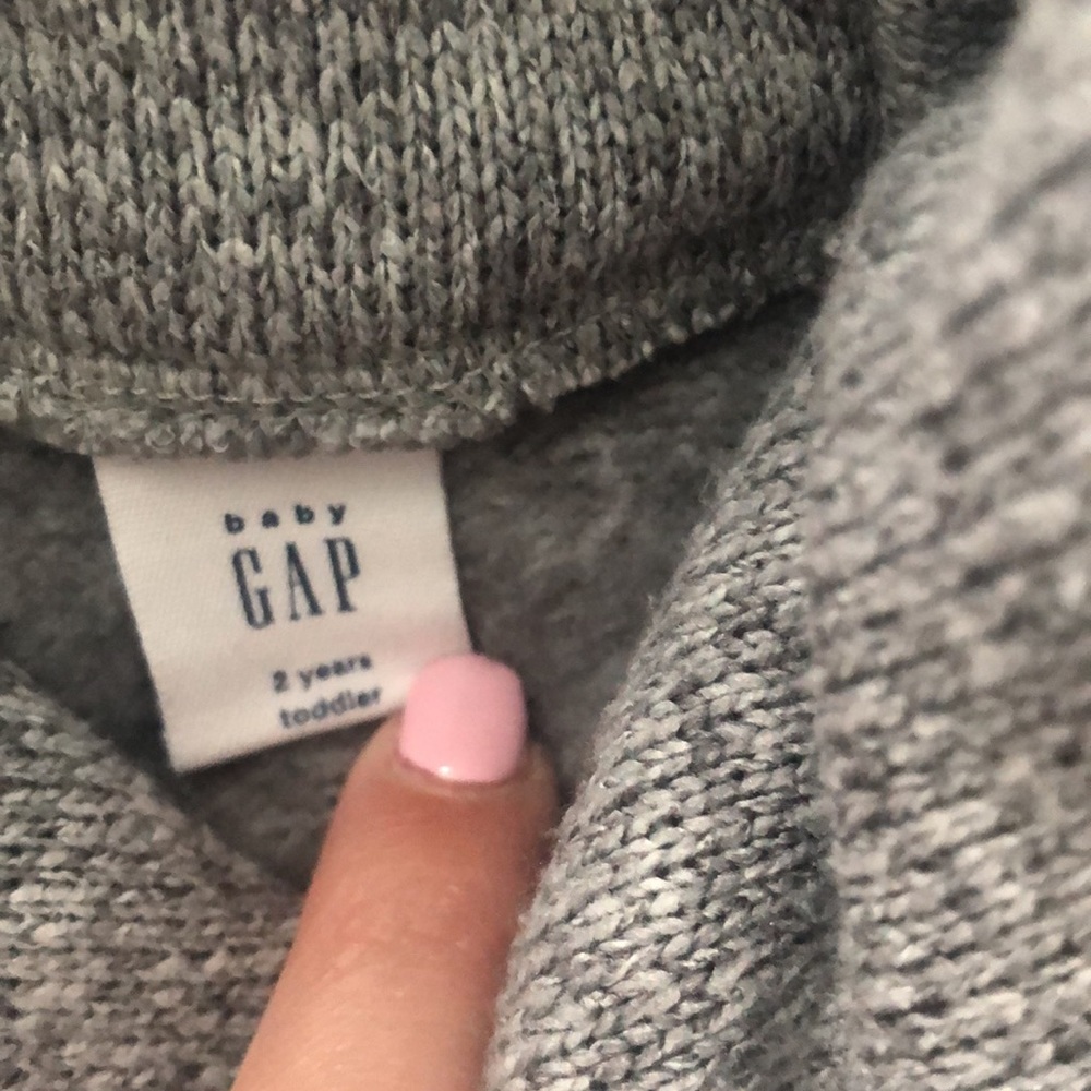 Gap Toddler sweater - Picture 3 of 5